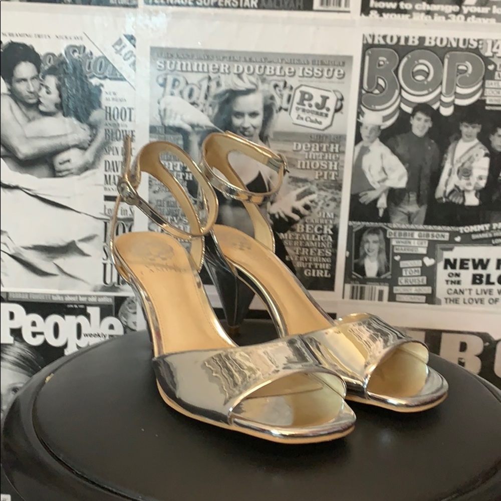 Vince Camuto Benatta heel silver chrome